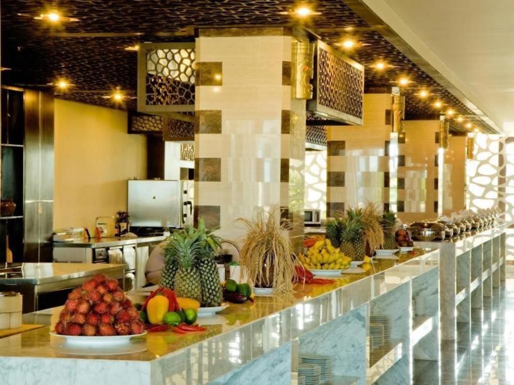 Olalani Resort & Condotel Da Nang Bagian luar foto
