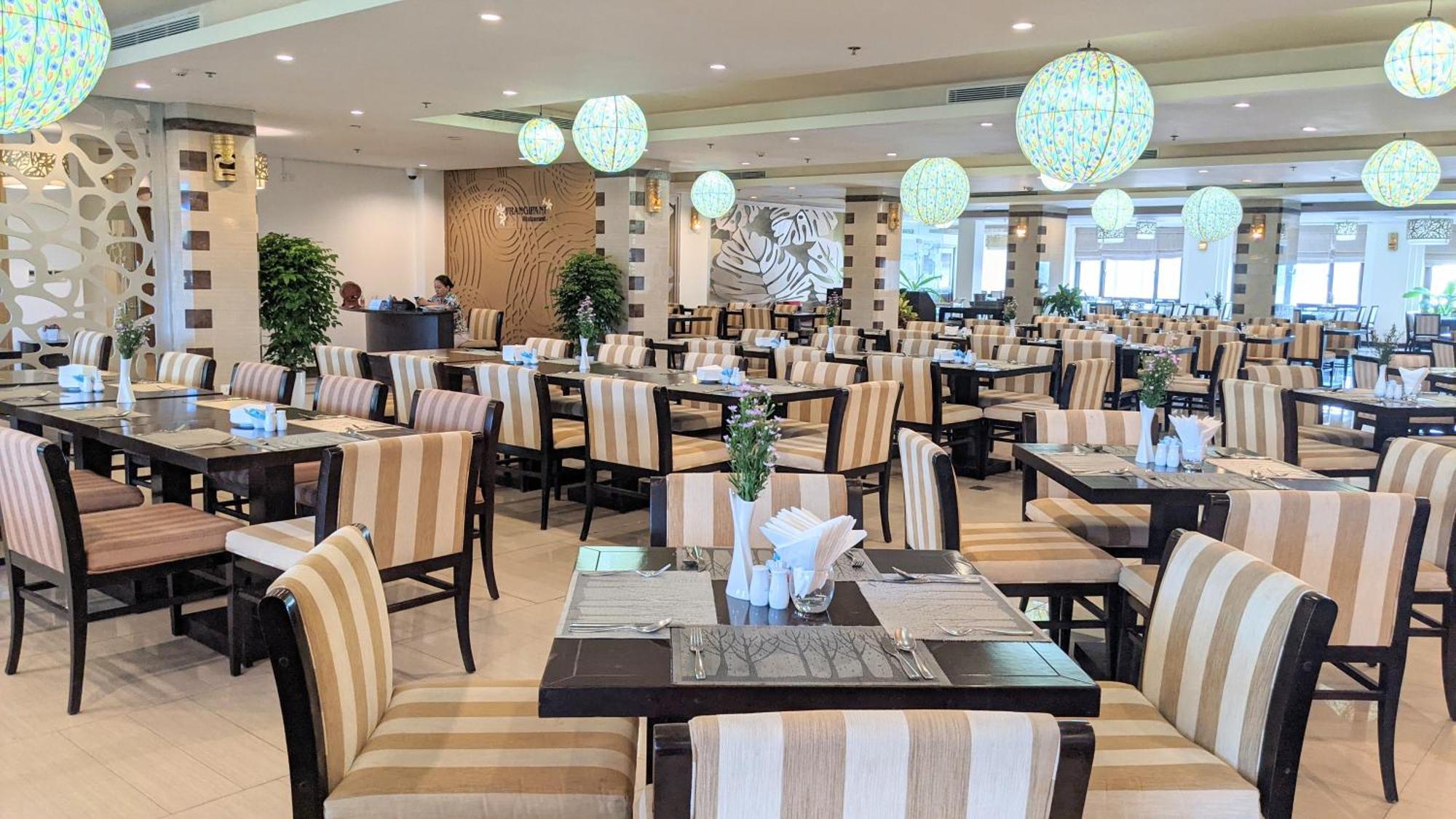 Olalani Resort & Condotel Da Nang Bagian luar foto