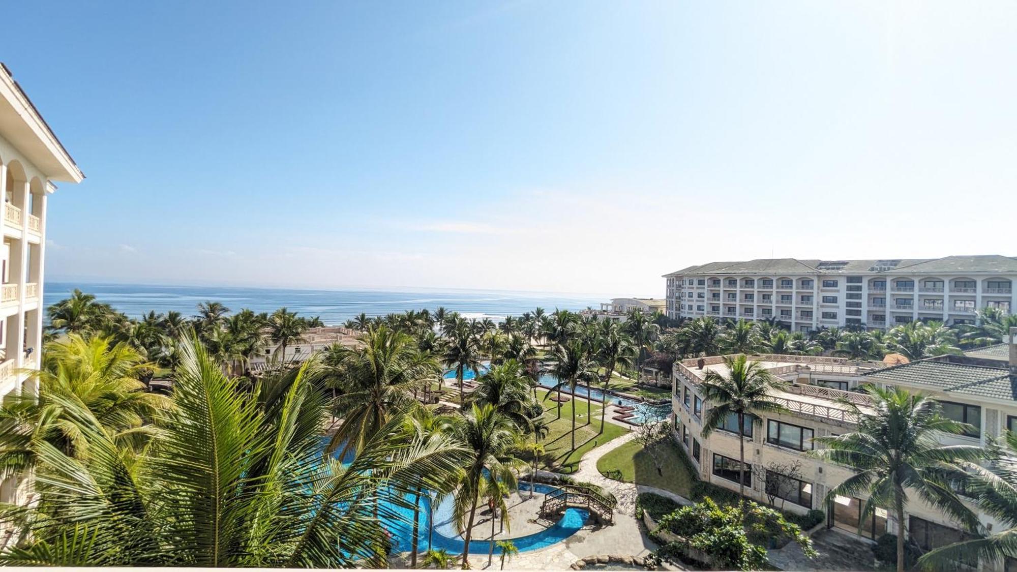 Olalani Resort & Condotel Da Nang Bagian luar foto